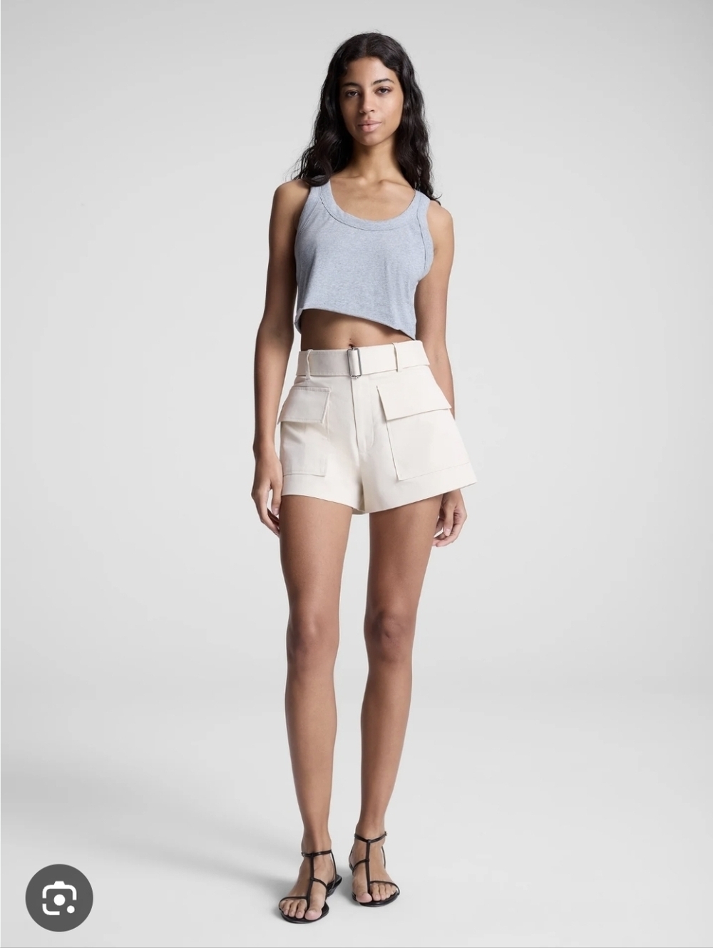 A.L.C. High-Waist Cargo Shorts in Ivory Size 4 Like New Condition, 2.5 Inseam